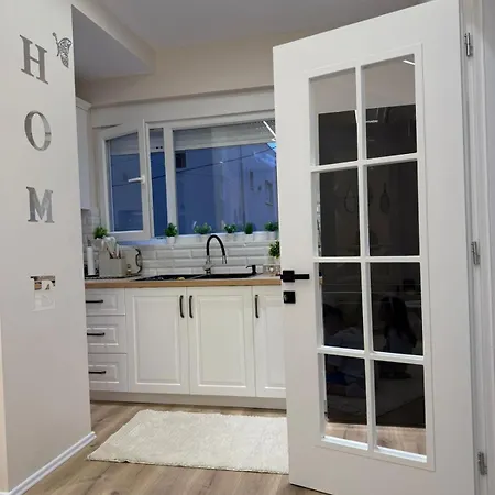 Johan's House Apartamento Pogradec